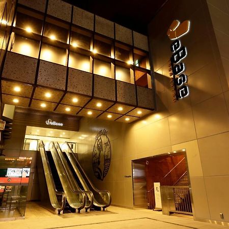 Webase Takamatsu Hotel Exterior foto